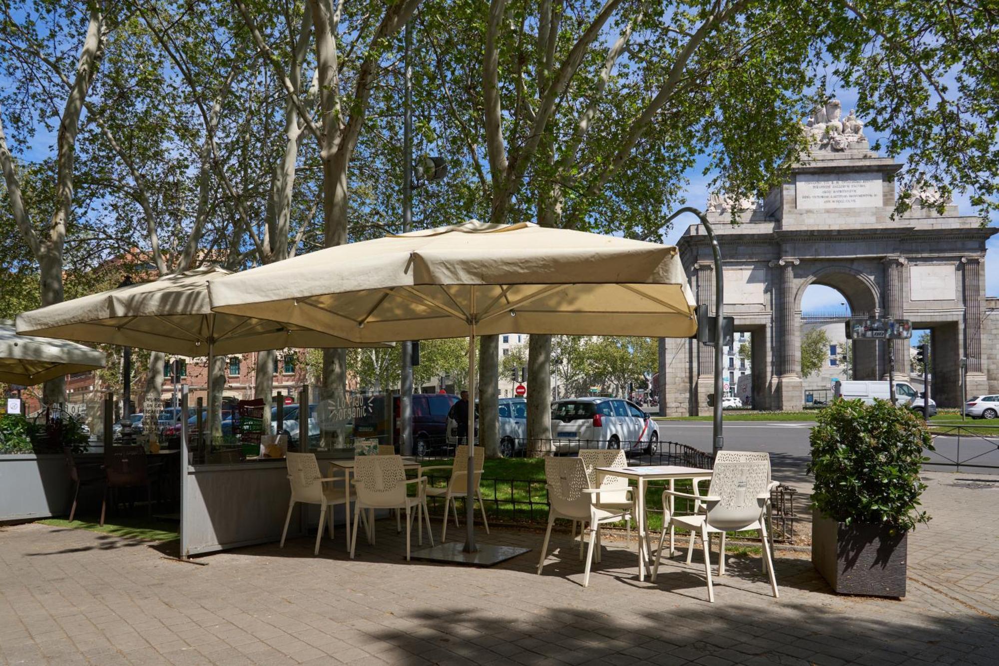 Hotel Puerta De Toledo Madrid Exterior photo